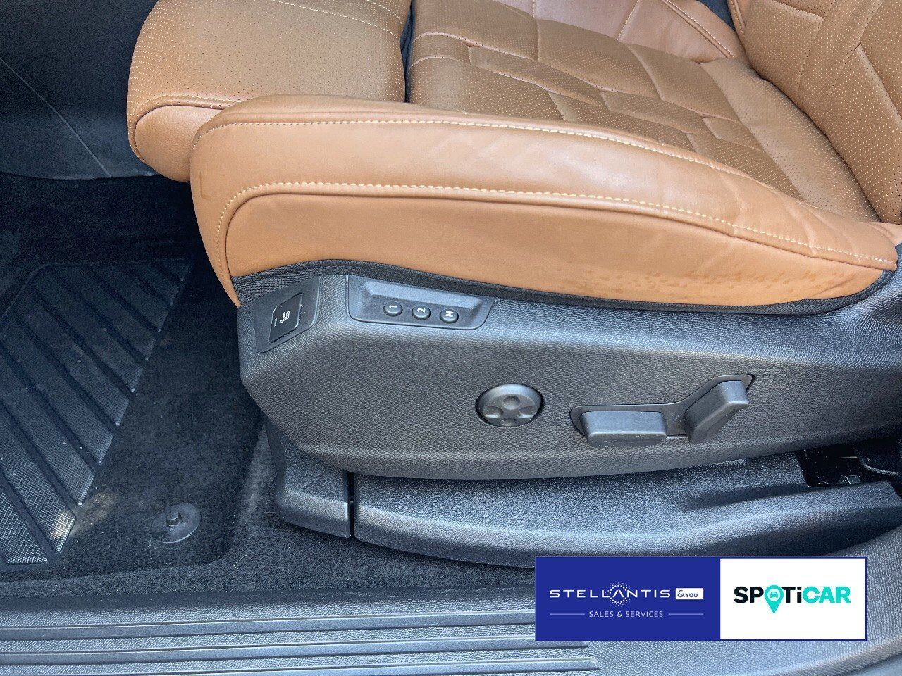 DS Automobiles DS 7 Crossback E-Tense Hybrid Be Chic S&S(EUR 6d