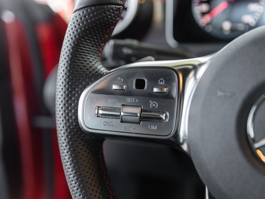Mercedes-Benz CLA 35 AMG 4M - Samsaru's Car Outlet