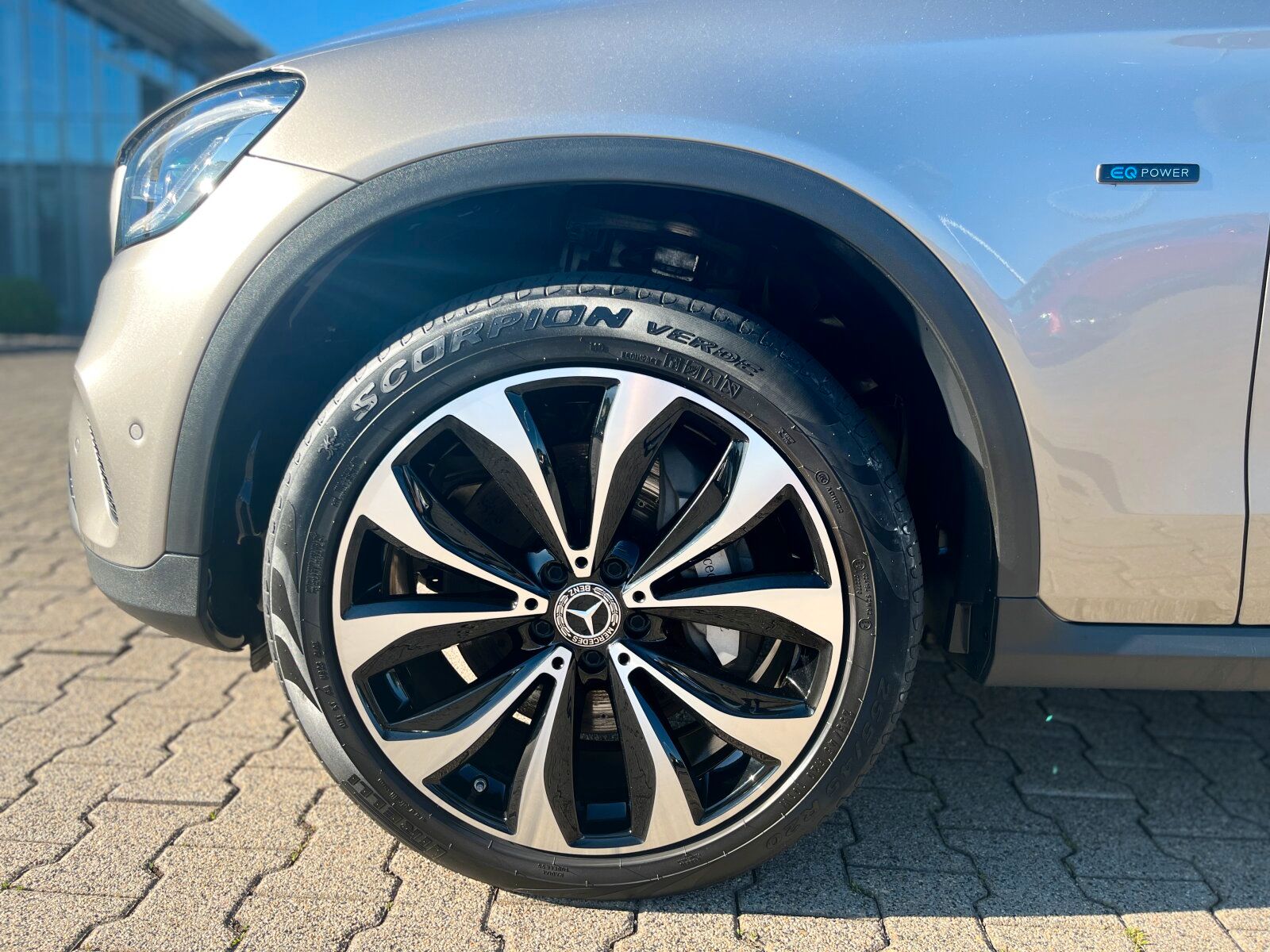 Mercedes-Benz GLC 300 de 4M AMG - Samsaru's Car Outlet
