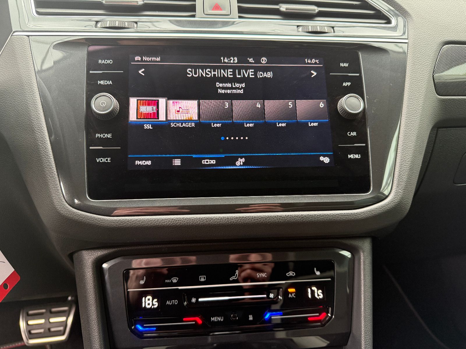 Volkswagen Tiguan TDI DSG 4m Urban Sport - Samsaru's Car Outlet