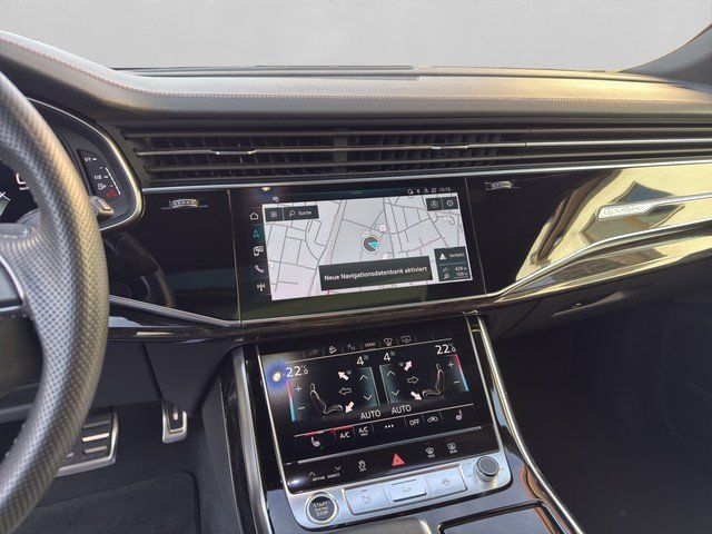 Audi Q8 55 TFSI e quattro S line AHK*PANO*MATRIX*HUD