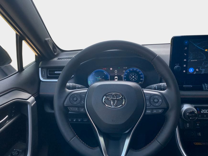 Toyota RAV 4 Plug-in-Hybrid Style mit AHK