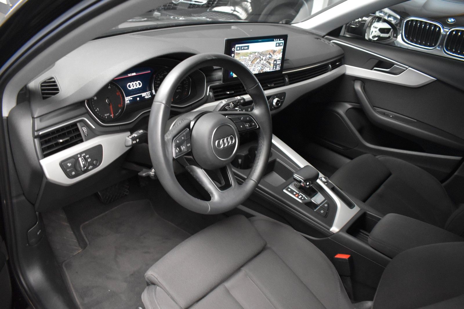 Audi A4 Avant 35 TDI - Samsaru's Car Outlet