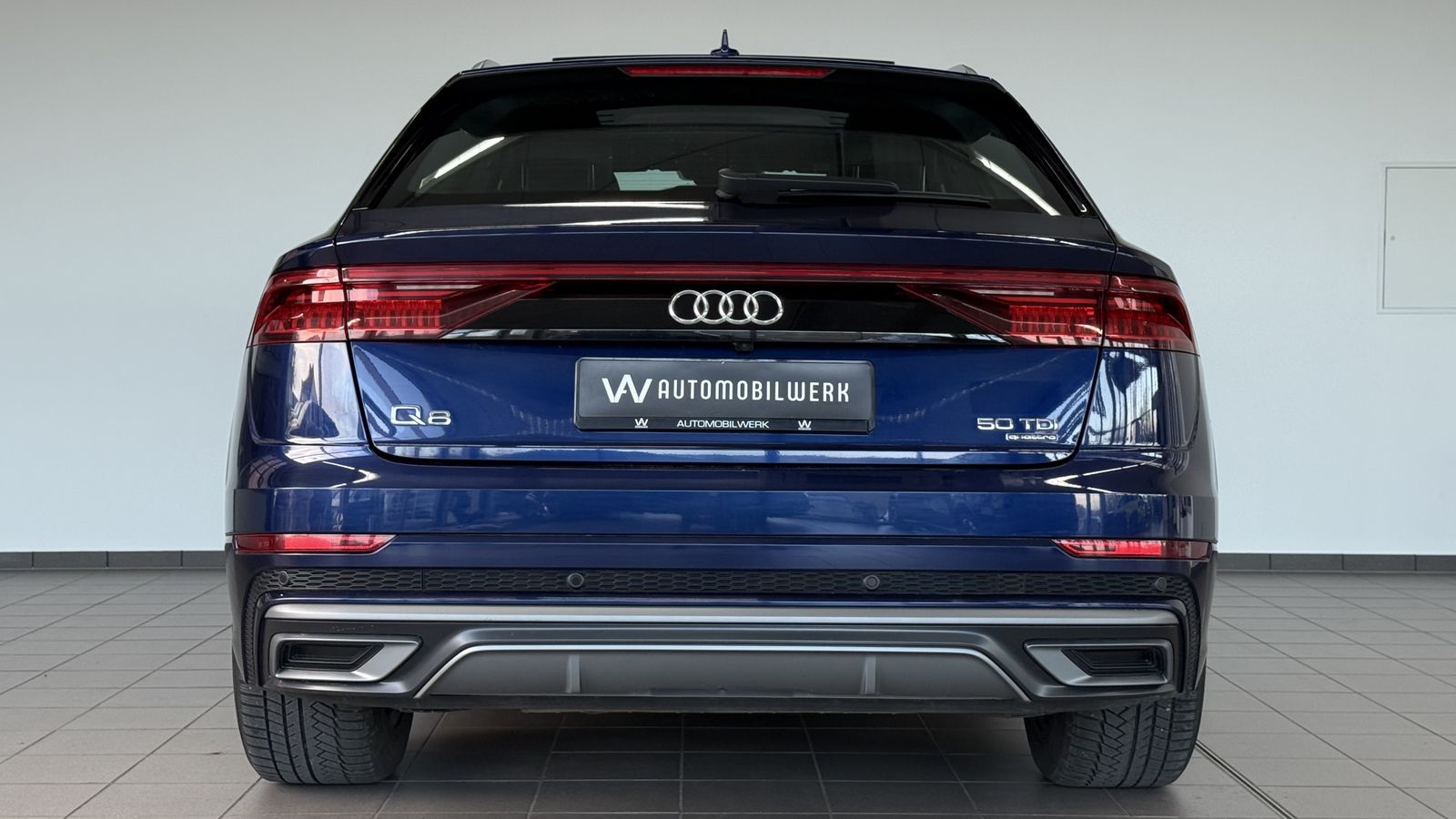 Audi Q8 50 TDI Q|S LINE - Samsaru's Car Outlet