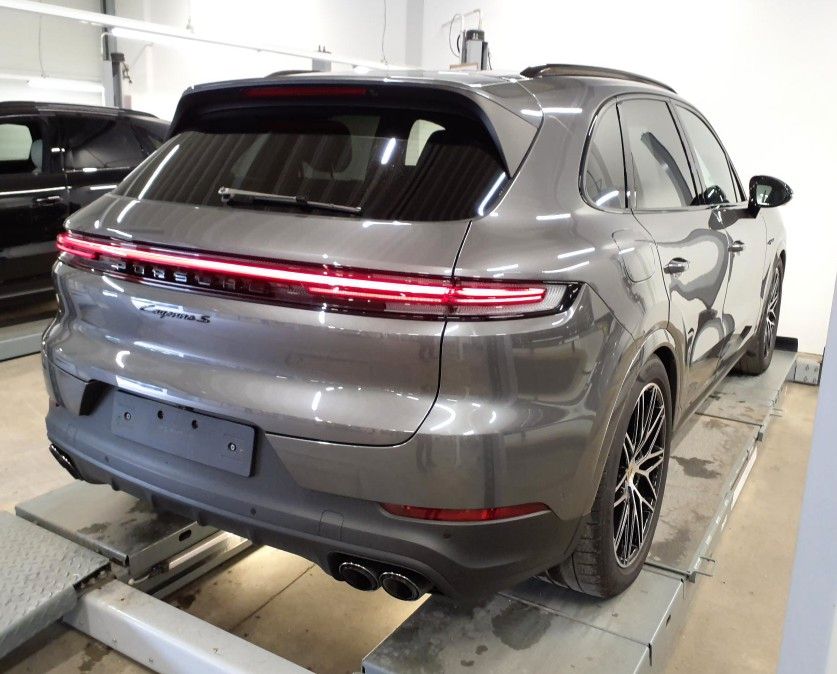Porsche Cayenne S E-Hyb #MEGA SPEC! PDCC! HINTERACHS!