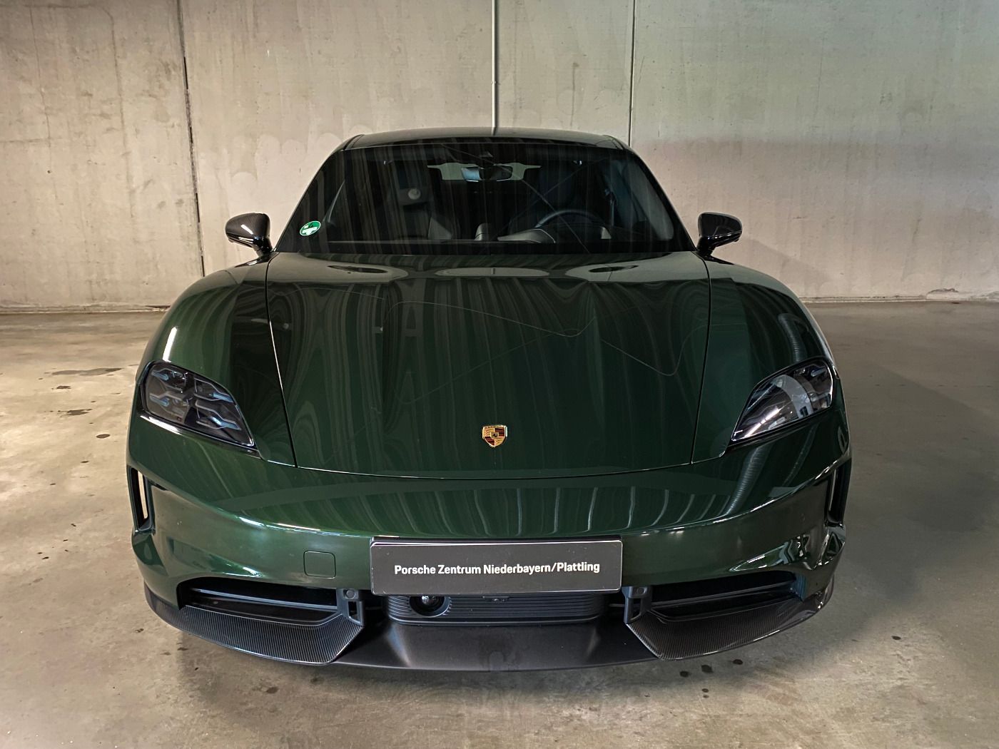 Porsche Taycan 4S | Hinterachslenkung | Panoramadach |