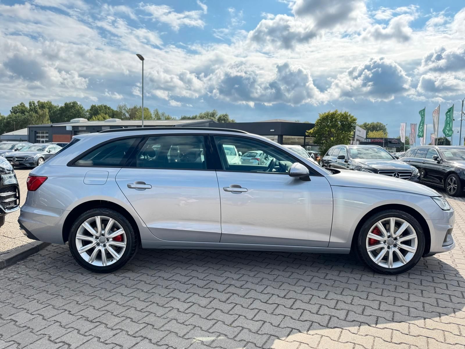 Audi A4 Avant 35 TDI S-TRONIC - Samsaru's Car Outlet