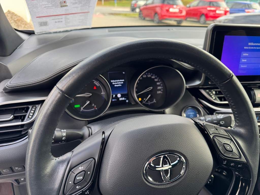 Toyota C-HR Hybrid Team Deutschland