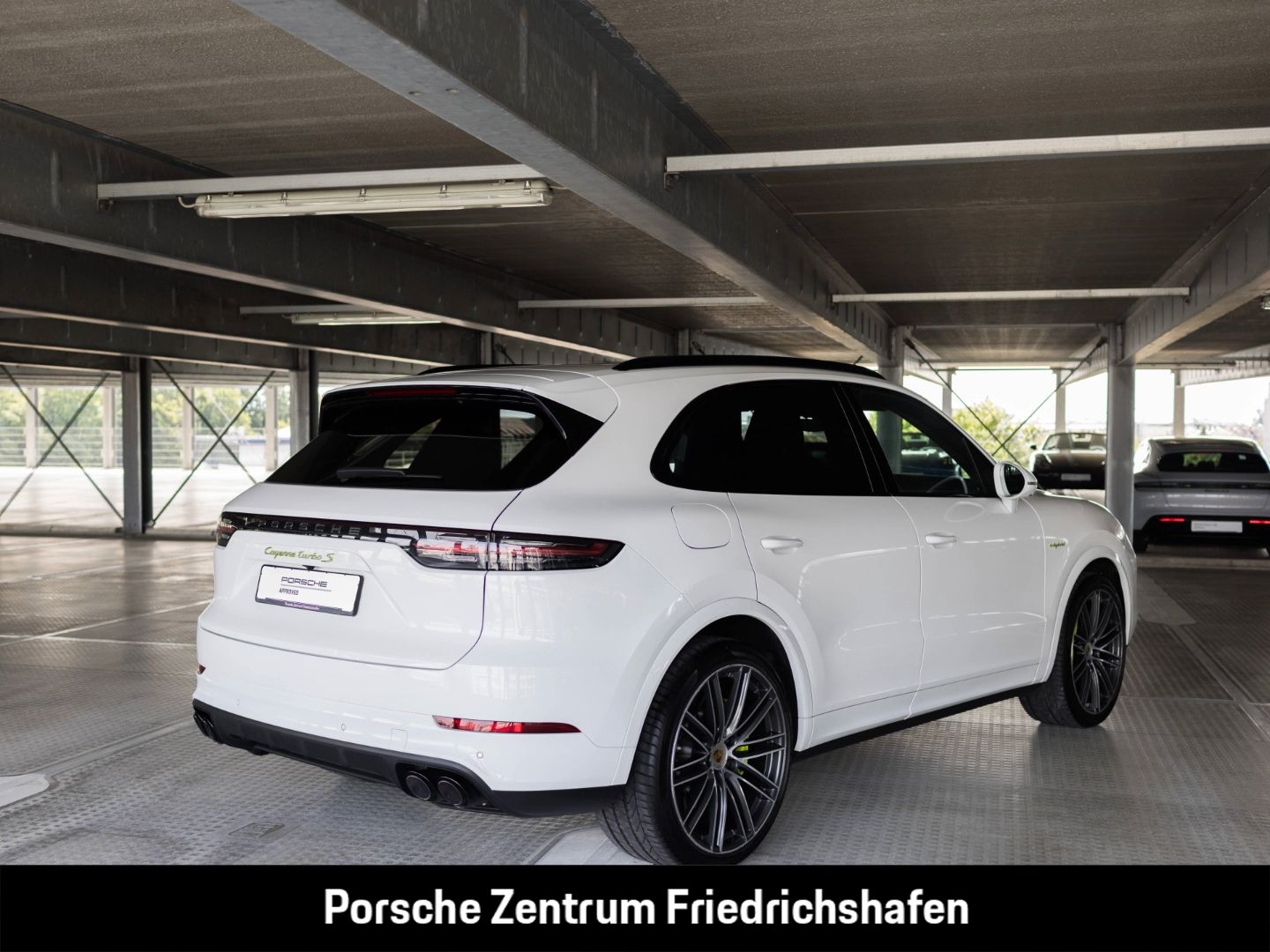 Porsche Cayenne Turbo S E-Hybrid BOSE Sportabgasanlage A