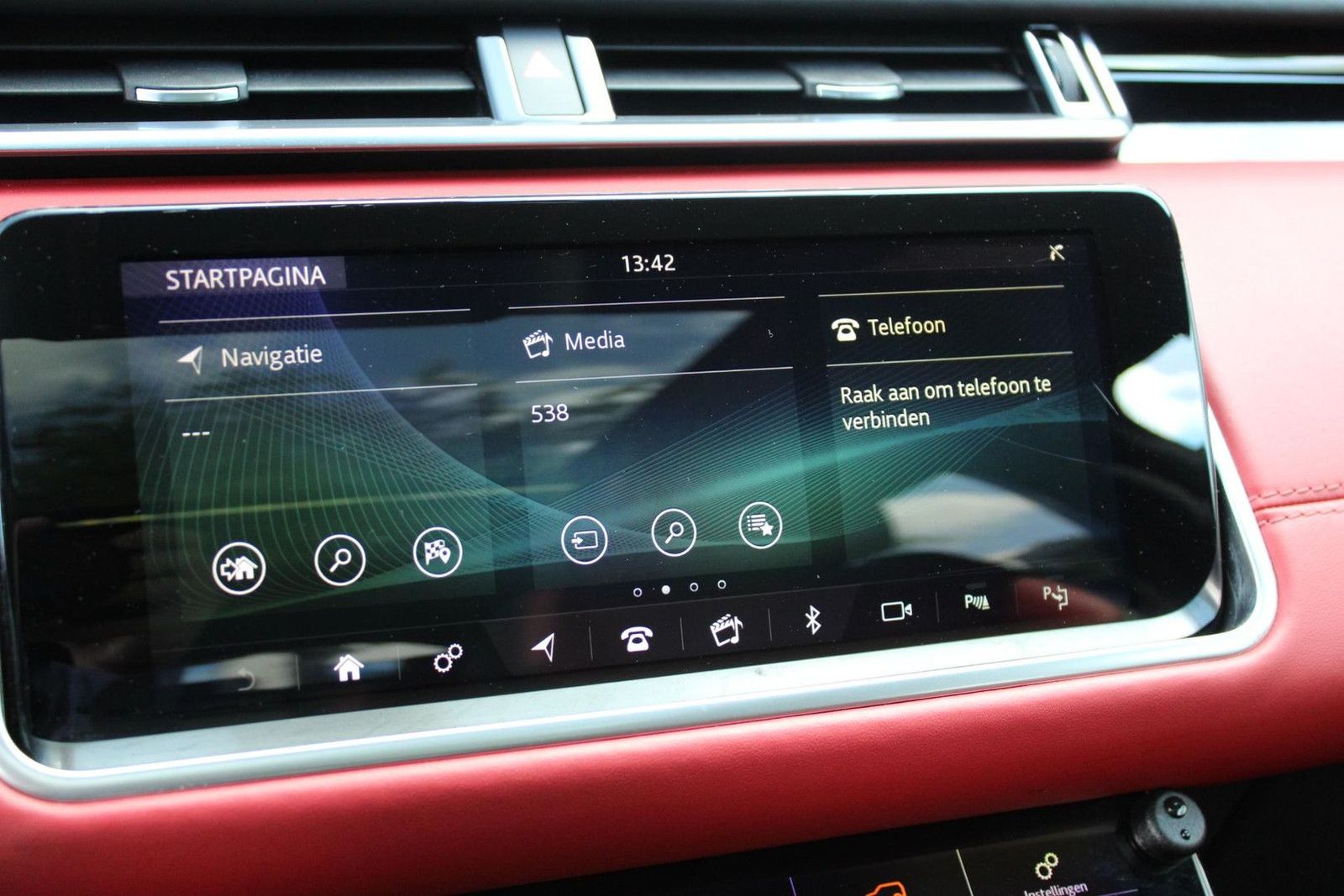 Range Rover Velar 5.0 V8 SVAutobiography Dynamic - Samsaru's Car Outlet
