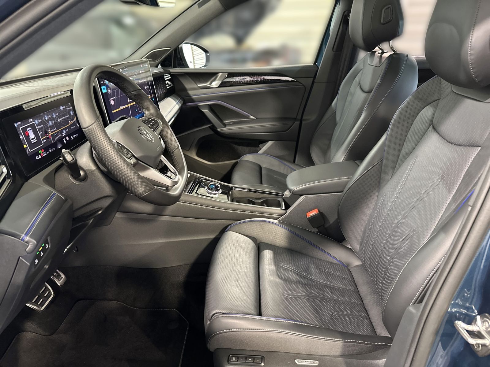 Volkswagen Tiguan 1.5 TSI eHYBRID R-LINE BLACKSTYLE MATRIX+