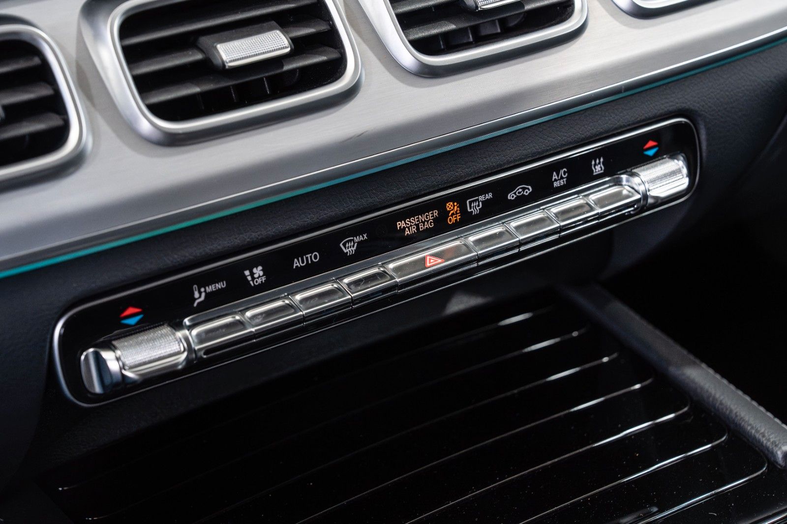 Mercedes-Benz GLE 350 de 4M *LEDER*NAVI*LED-HIGH*DAB*1.HAND*