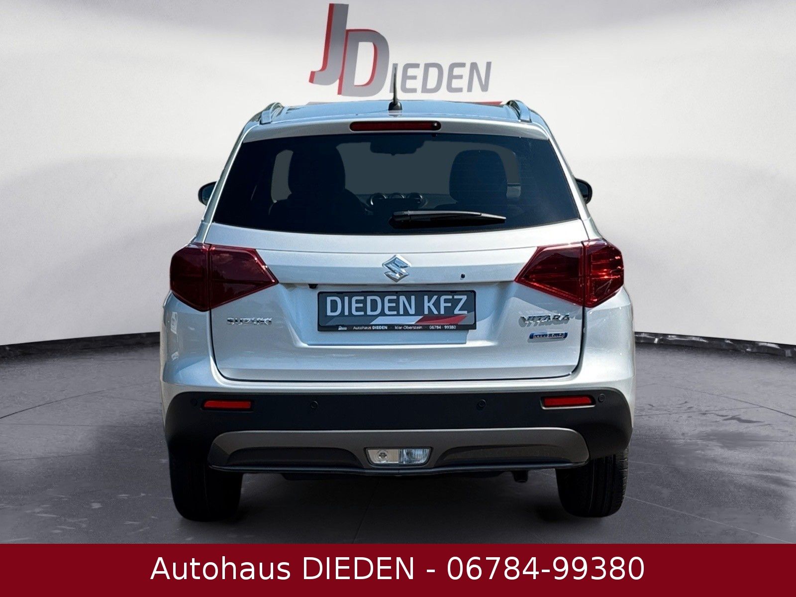 Suzuki Vitara 1.4 Mild-Hybrid Club 2WD - Samsaru's Car Outlet