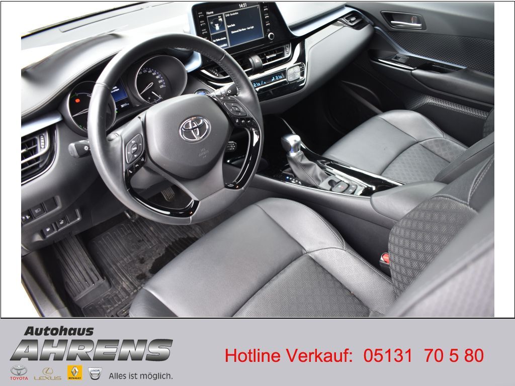 Toyota C-HR Hybrid - Samsaru's Car Outlet