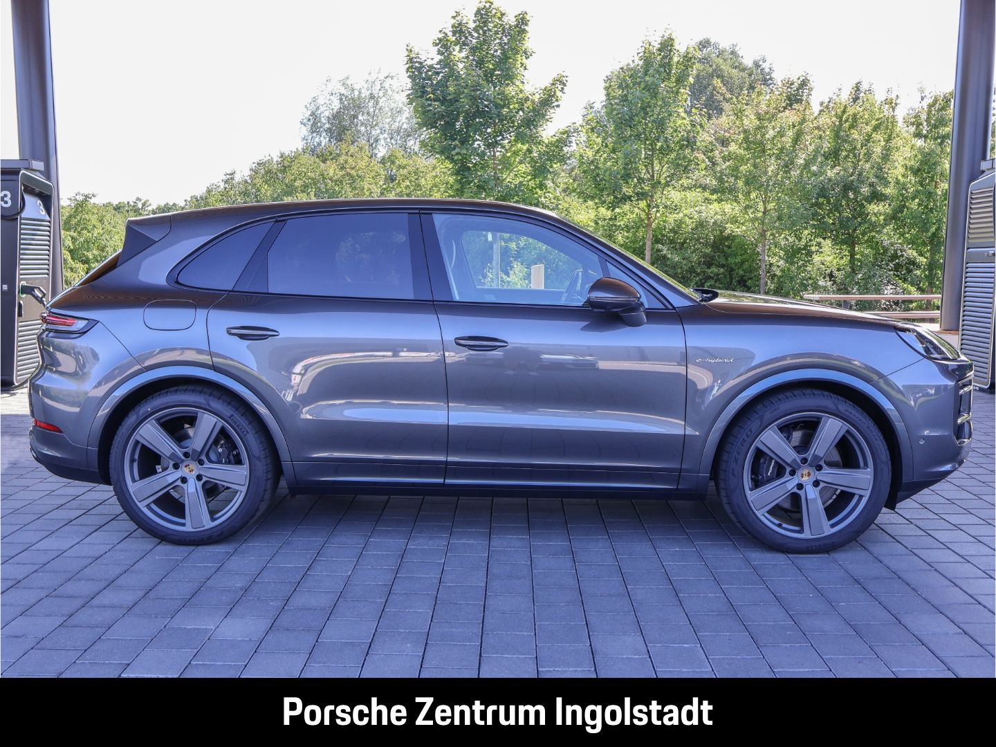 Porsche Cayenne E-Hybrid, Panorama, el. AHK, Luftfederun