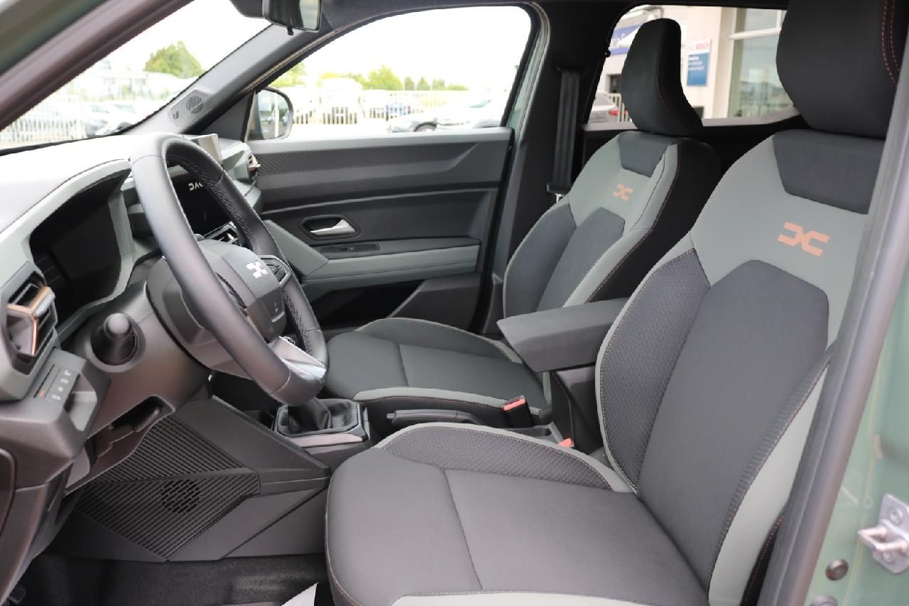 Dacia Duster III TCe 130 Extreme - Samsaru's Car Outlet