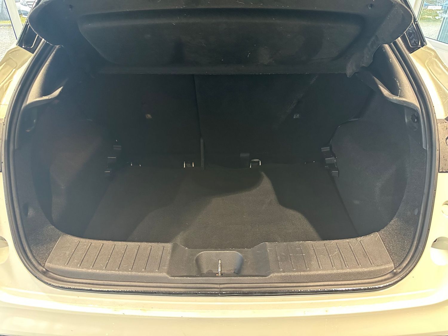Nissan Juke N-Design - Samsaru's Car Outlet