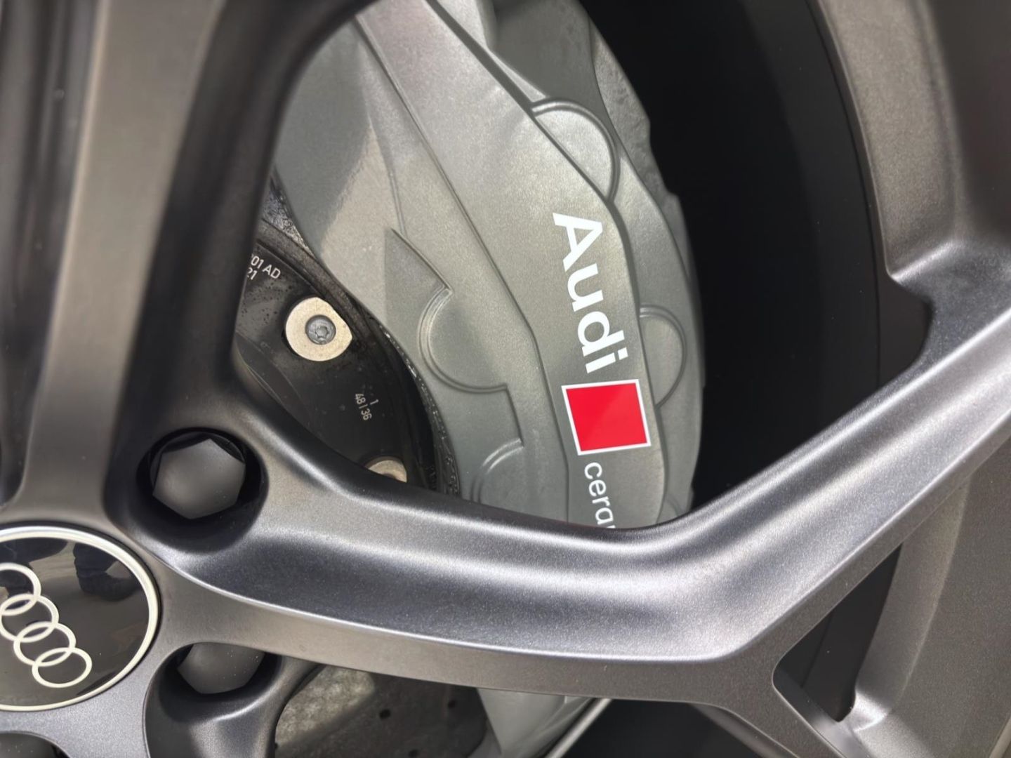 Audi RS6 Avant Q PERFORMANCE PANO HD-MATRIX 360° NAVI