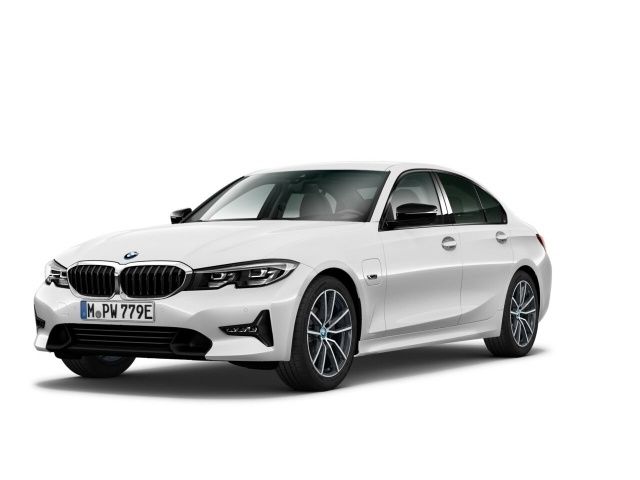BMW 330e xDrive SportLine - Samsaru's Car Outlet