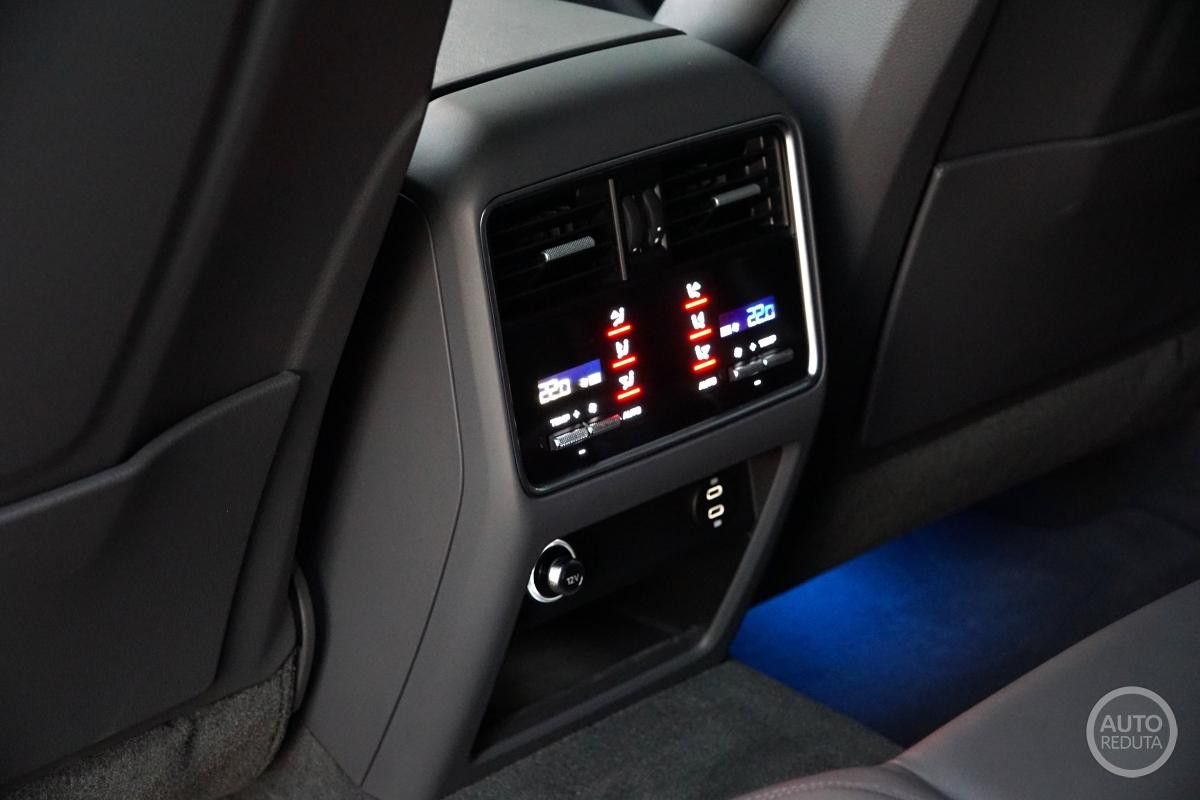 Porsche Cayenne  Luftfederung / BOSE / HUD