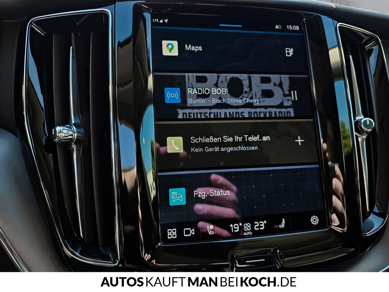 Volvo XC60 T6 Recharge AWD - Samsaru's Car Outlet