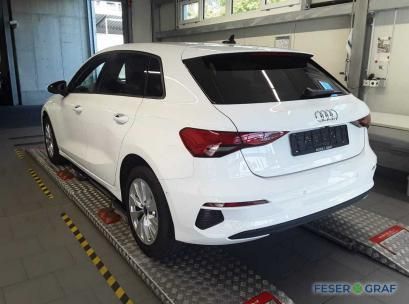Audi A3 Sportback 40 TFSI e S tronic Navi,AHK,Kamera