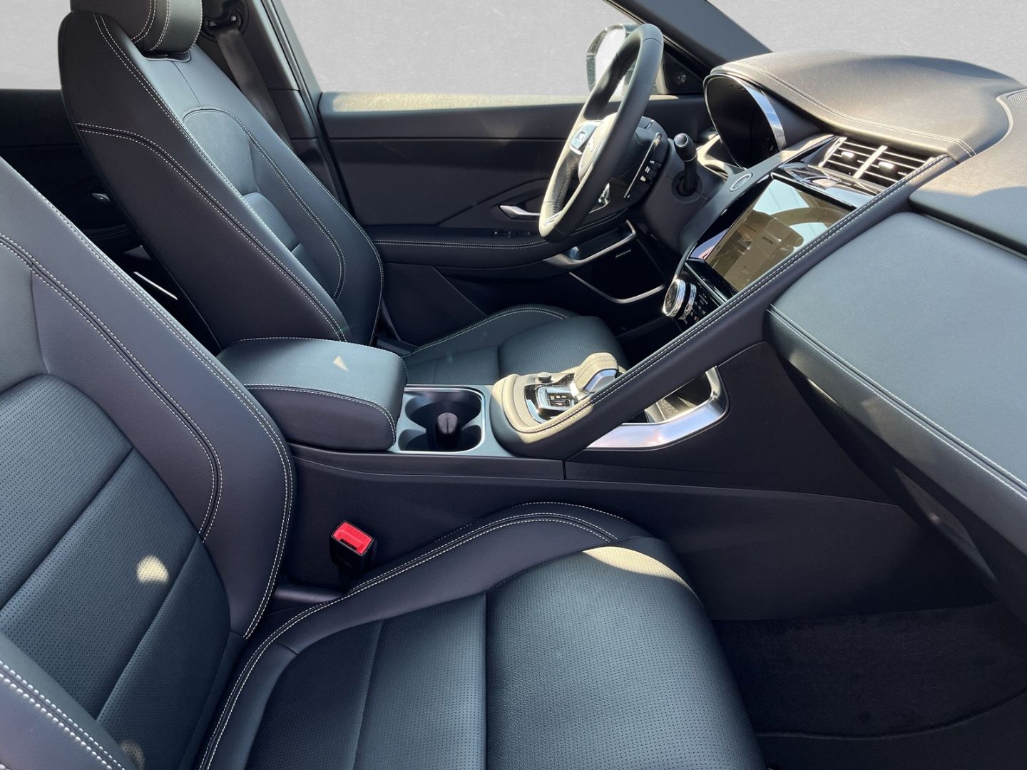 Jaguar E-Pace P250 R-Dynamic SE