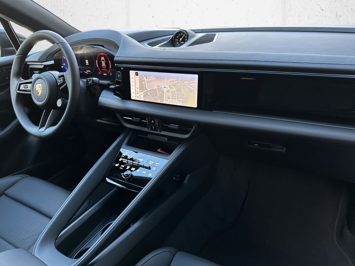 Porsche Macan - Samsaru's Car Outlet