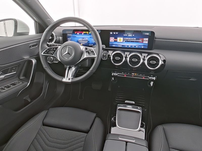 Mercedes-Benz A 200 Progressive-Advanced - Samsaru's Car Outlet