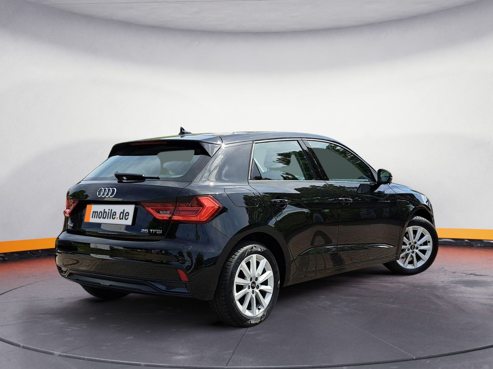 Audi A1 Sportback advanced 25 TFSI S tronic - Samsaru's Car Outlet