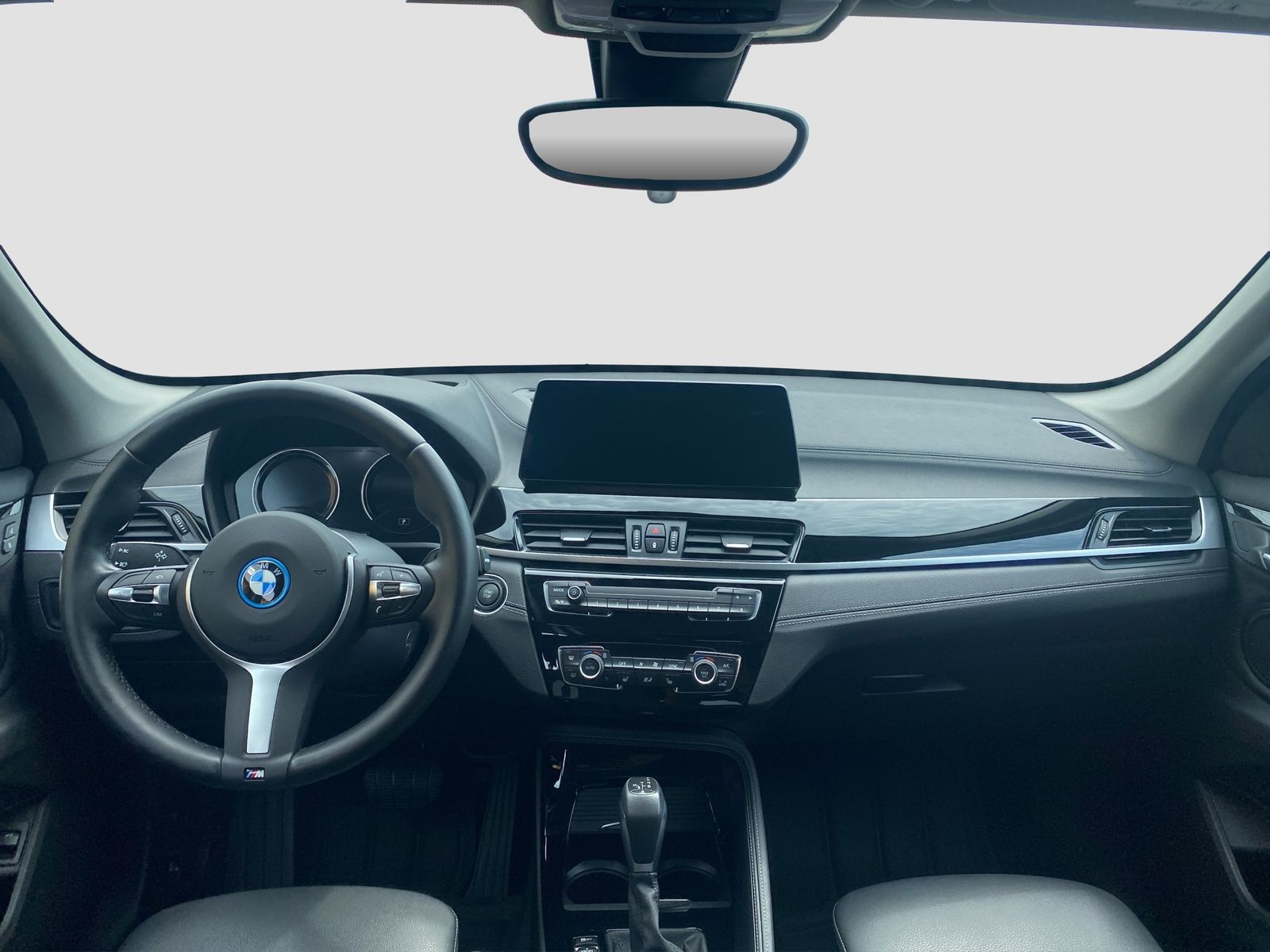 BMW X1 xDrive25e Sport Line - Samsaru's Car Outlet