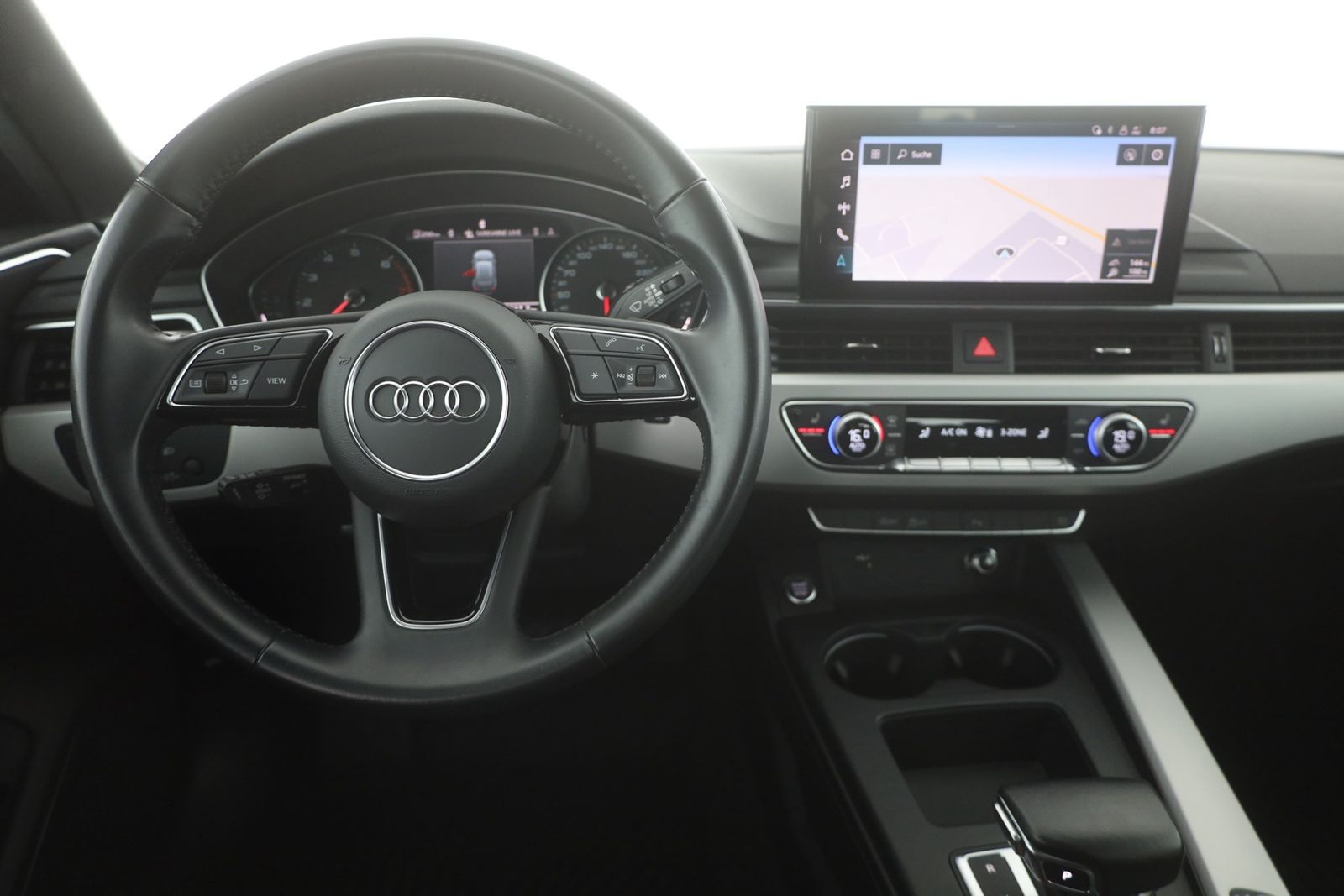 Audi A4 Avant 35 TFSI advanced - Samsaru's Car Outlet