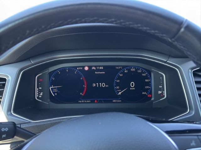 Volkswagen T-Roc 1.5 TSI Style - Samsaru's Car Outlet