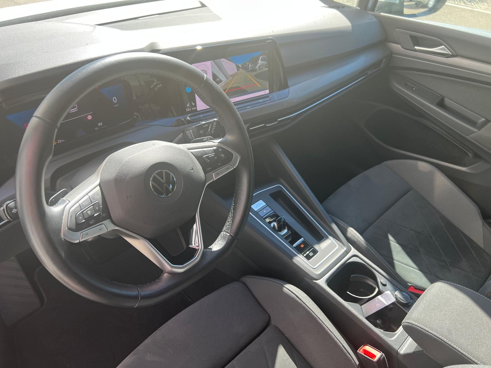 Volkswagen Golf 2.0 TSI Style 4Motion - Samsaru's Car Outlet