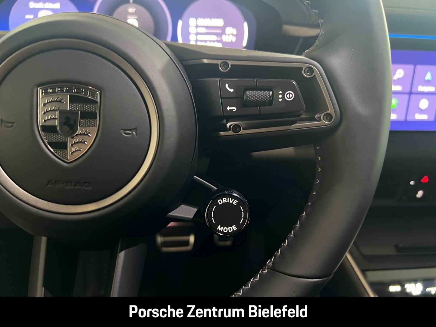 Porsche Macan Turbo BOSE Surround-View Abstandstempomat