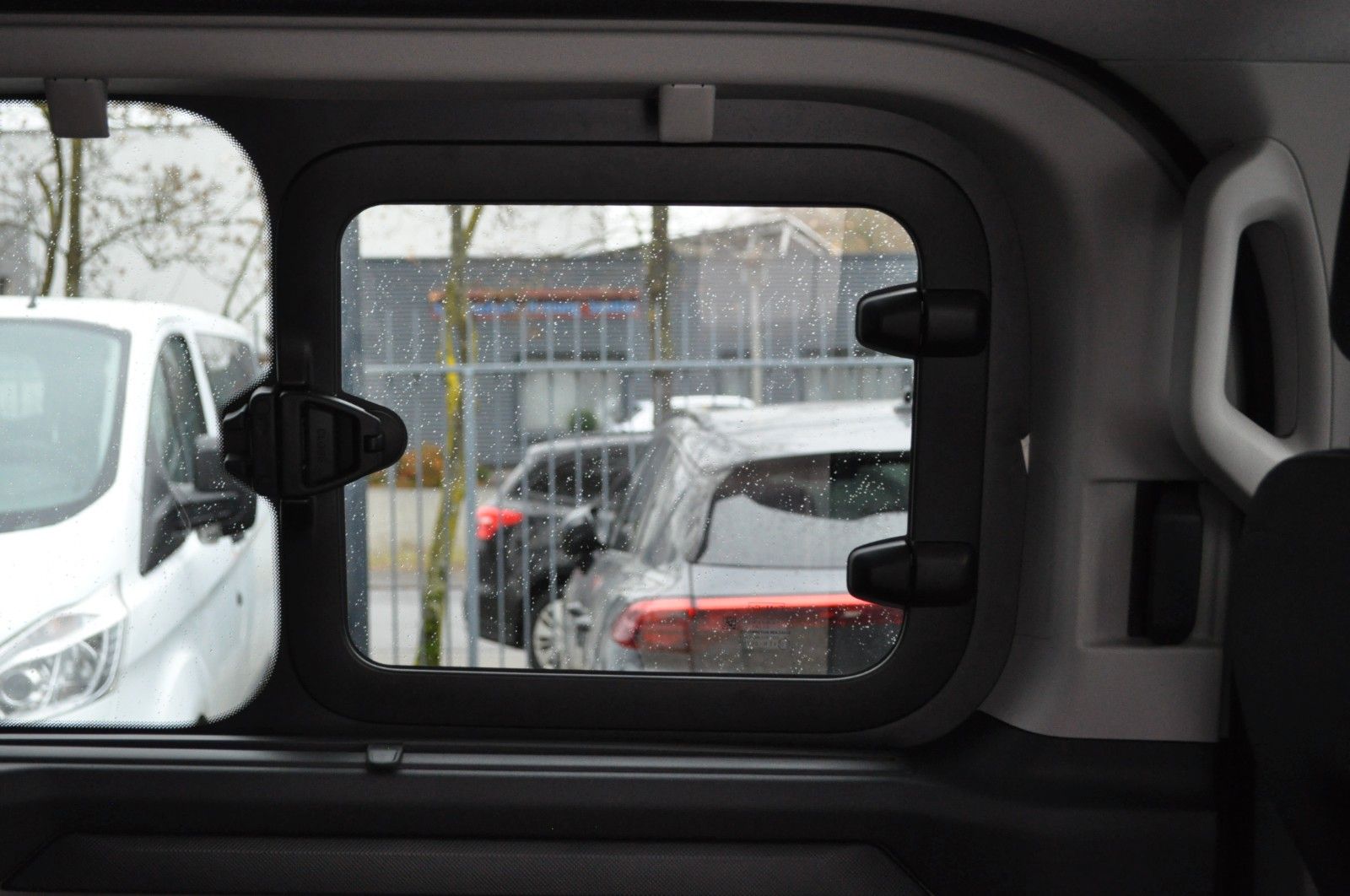 Ford Transit Custom Kombi 320 L2 FWD TREND/AUT/ALU