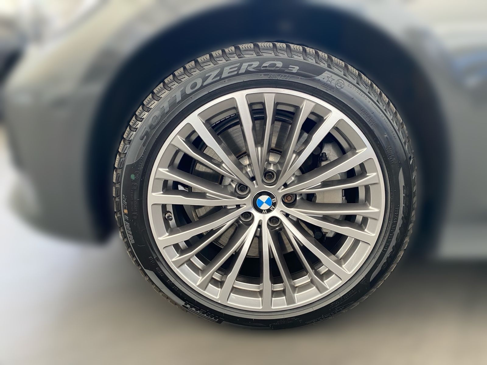 BMW 330d xDrive Touring Luxury - Samsaru's Car Outlet