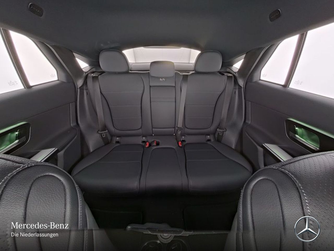 Mercedes-Benz GLC 200 4M Cp. - Samsaru's Car Outlet
