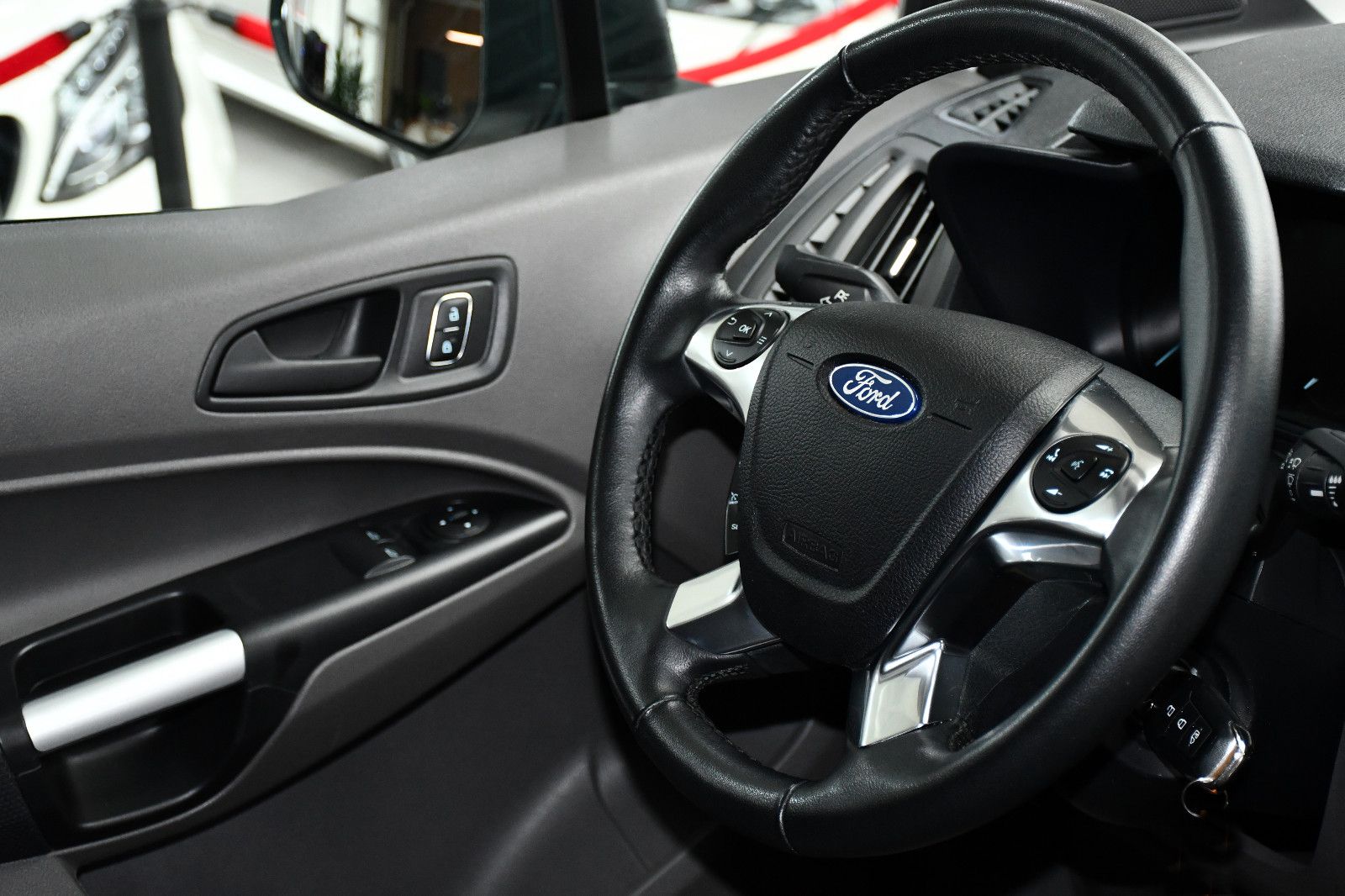 Ford Transit Connect Kasten Trend - Samsaru's Car Outlet