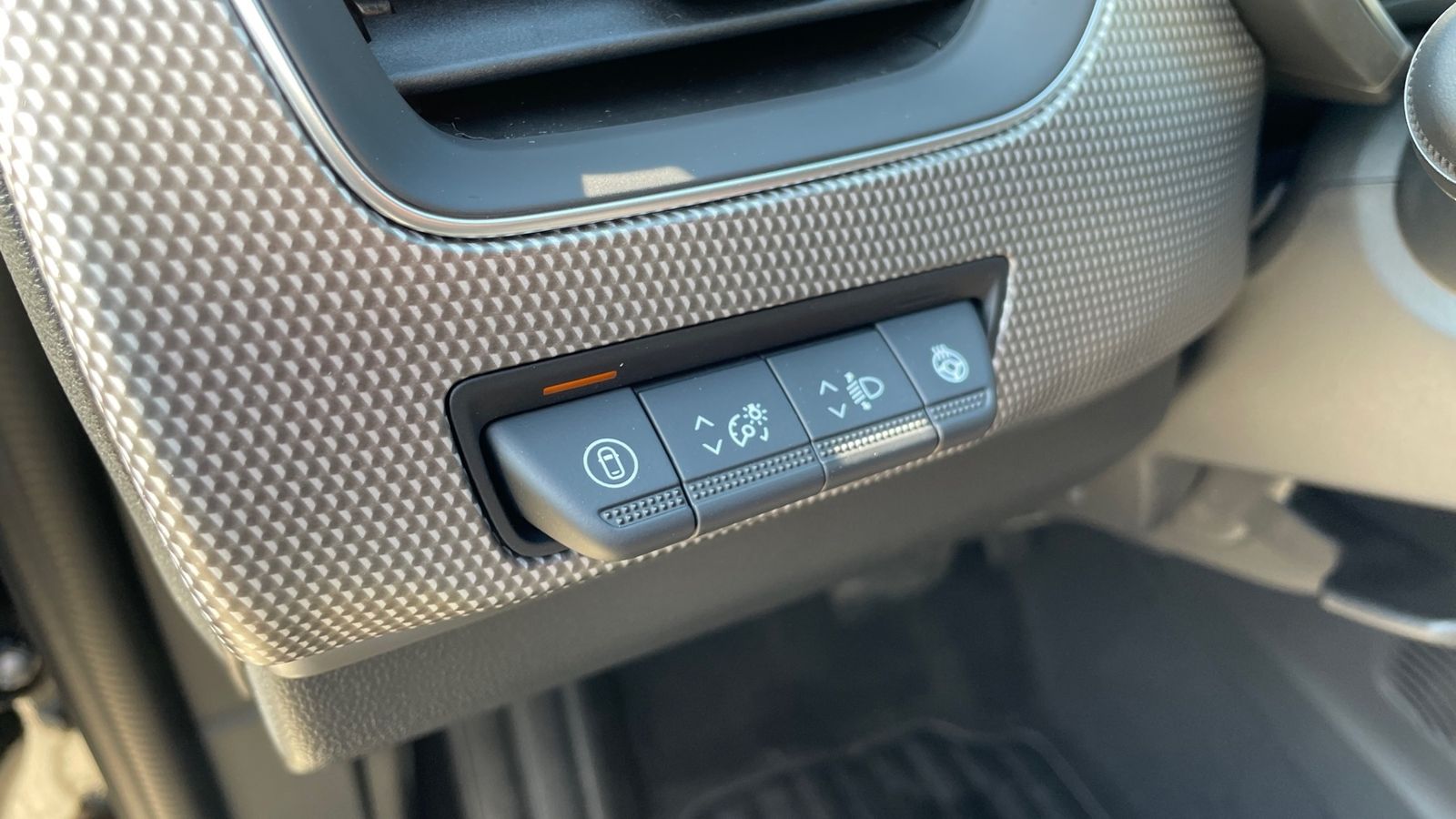 Renault Arkana TECHNO Mild Hybrid - Samsaru's Car Outlet