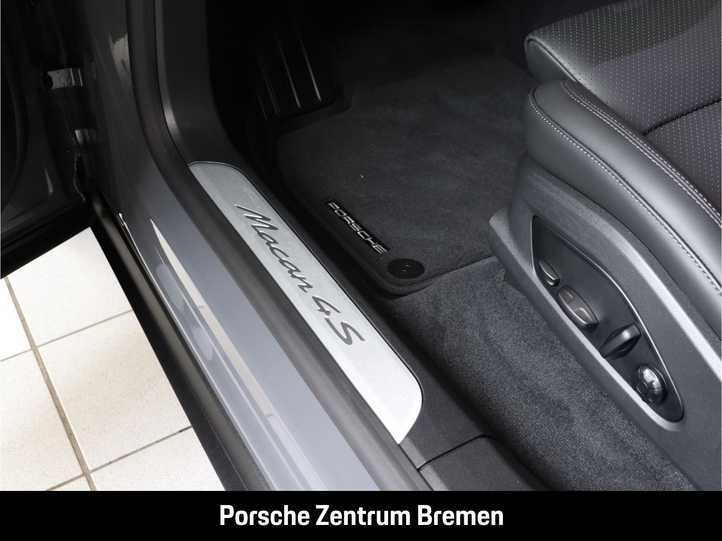 Porsche Macan 4S - Samsaru's Car Outlet