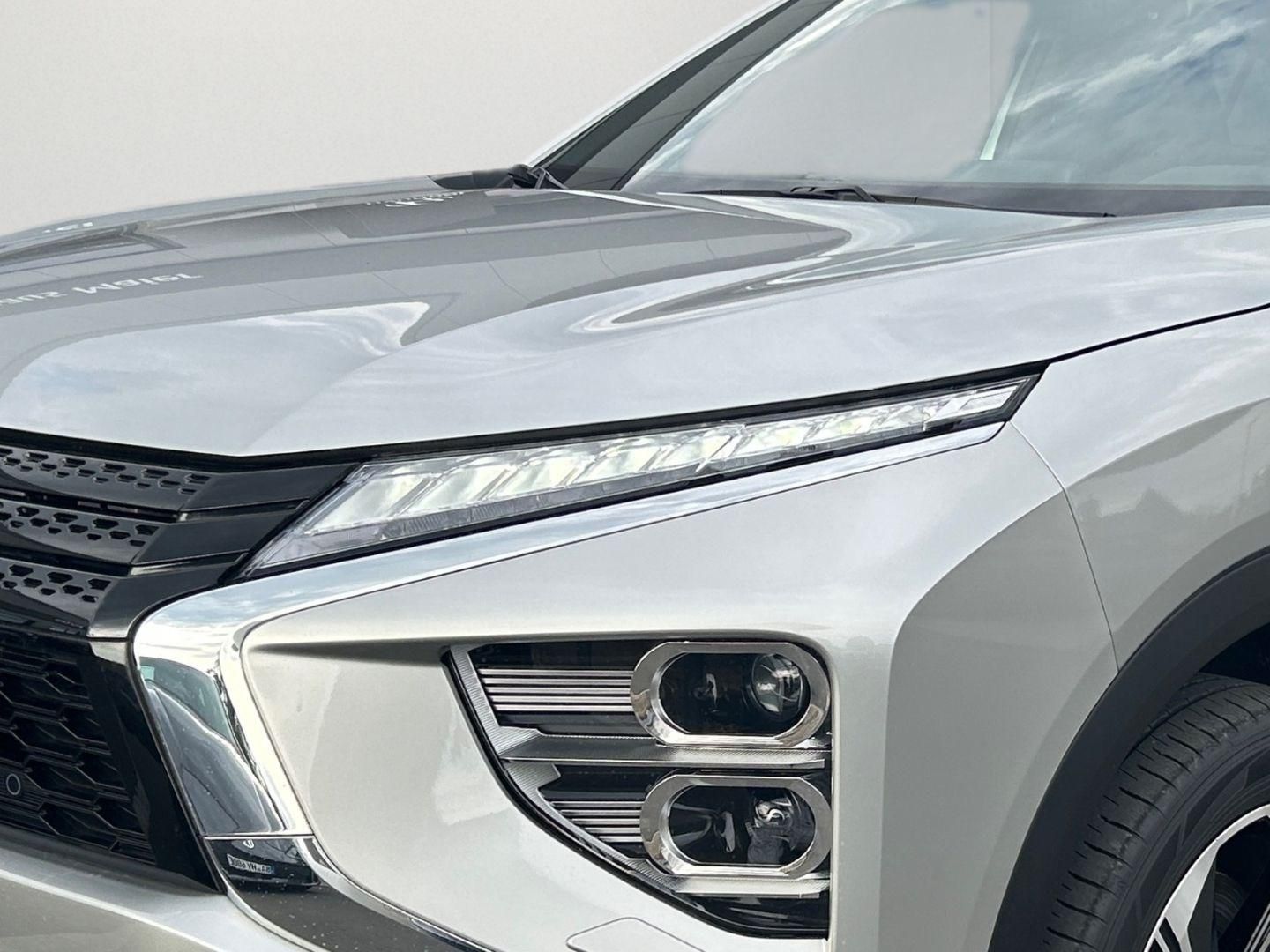 Mitsubishi Eclipse Cross Select PHEV 4WD*Klima*SHZ*RFK*NAVI