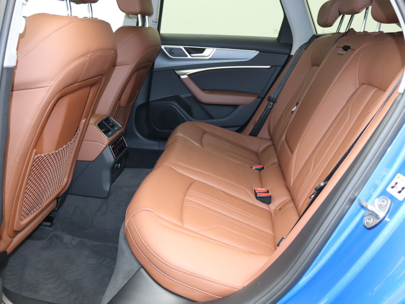 Audi A6 Avant S-Line 50TDI quattro / Standh, AHK, LED