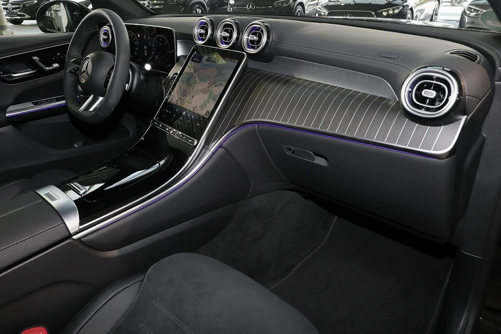 Mercedes-Benz GLC 450 d 4M AMG MBUX+360°+DIG-LED+Pano+AHK+Dist