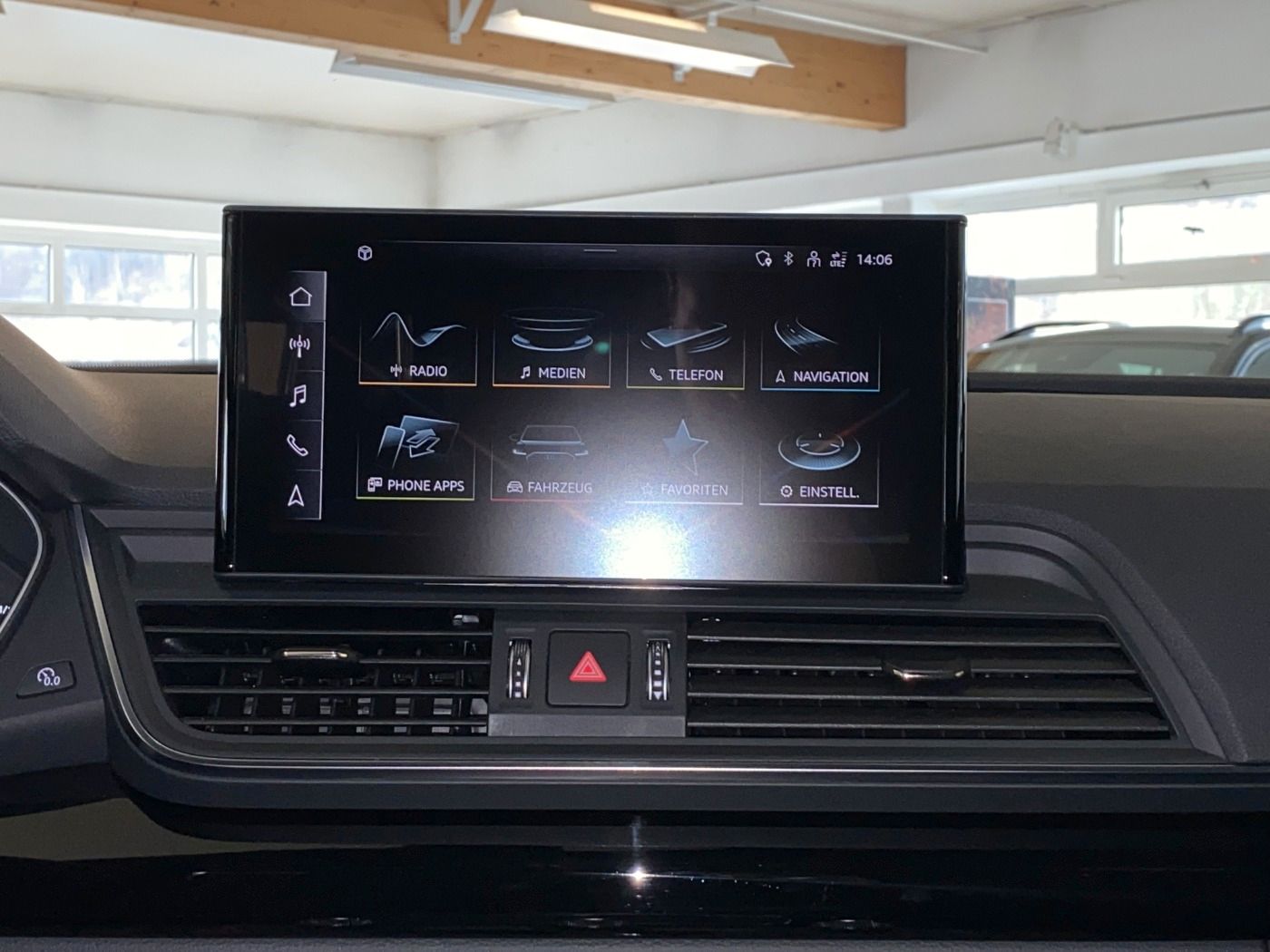 Audi Q5 S line 40 TDI q - Samsaru's Car Outlet
