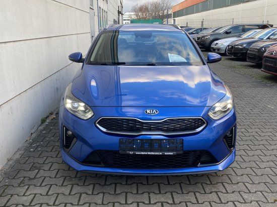 Kia Ceed Sportswagon 1.6 GDI DCT Plug-in Hybrid - Samsaru's Car Outlet