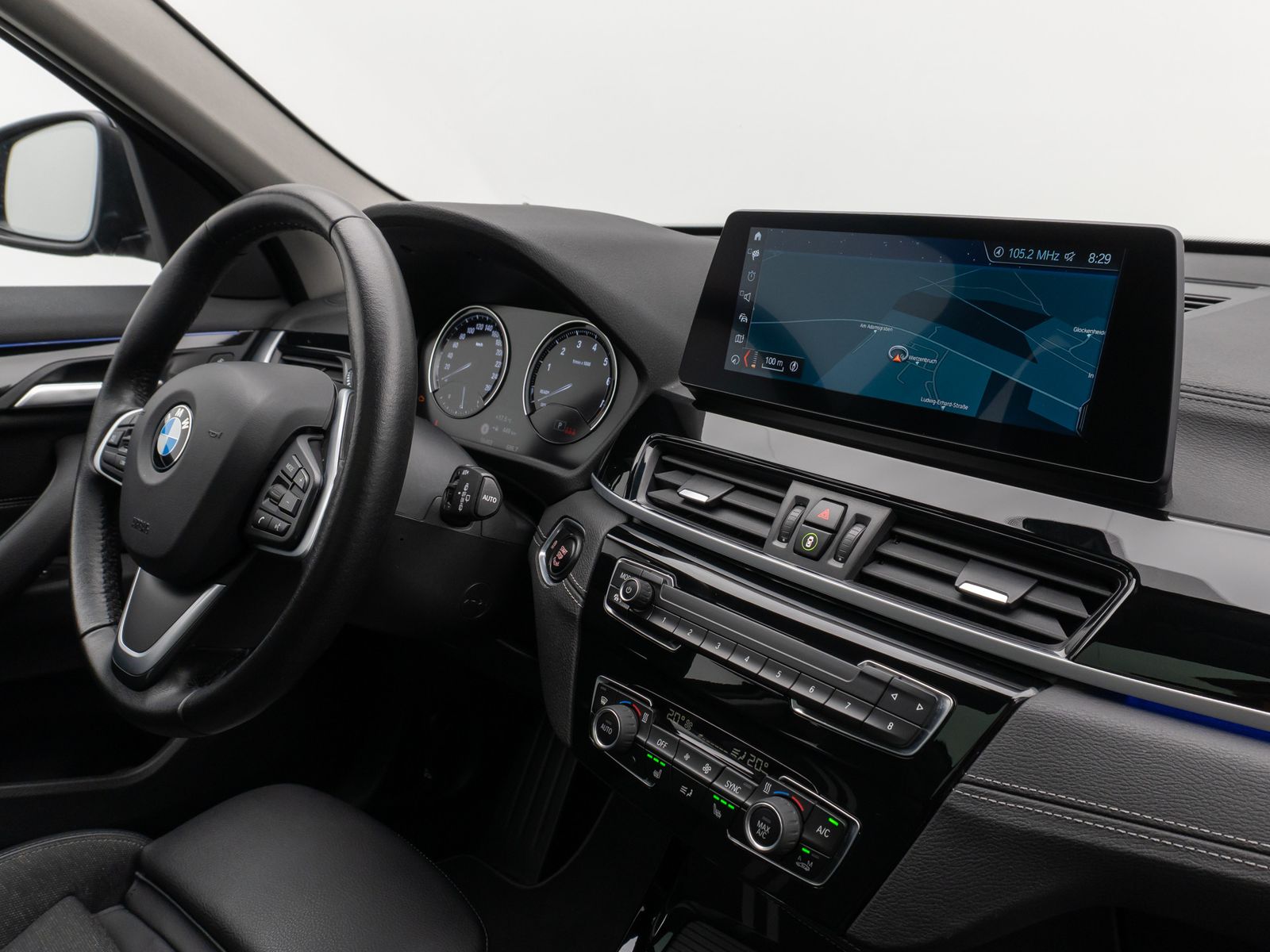 BMW X1 xD20i Sport Line - Samsaru's Car Outlet