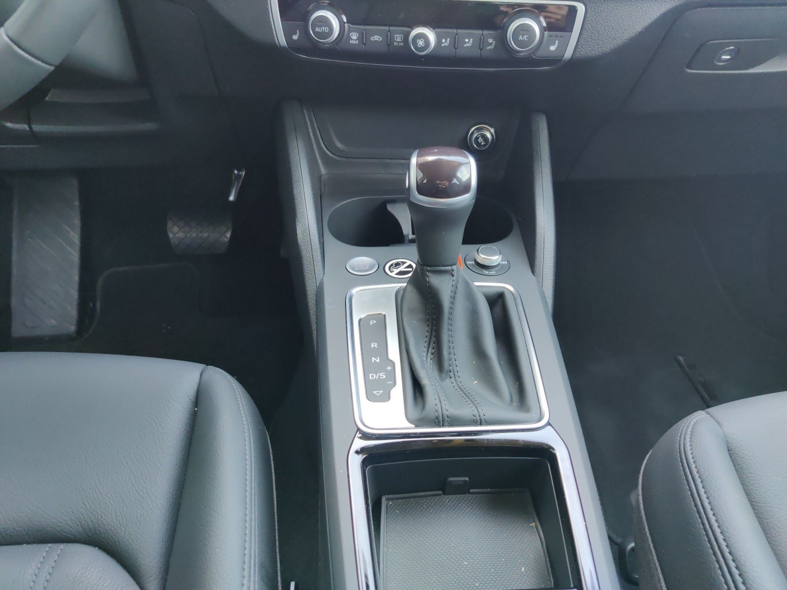 Audi Q2 40 TFSI q. S-Tronic S-Line, EA8, LED, AHK, AC