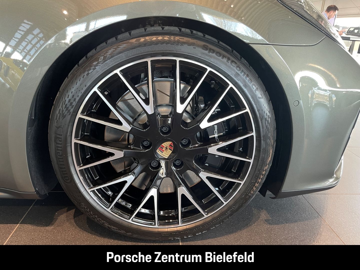 Porsche Panamera 4S E-Hybrid Surround-View Luftfederung