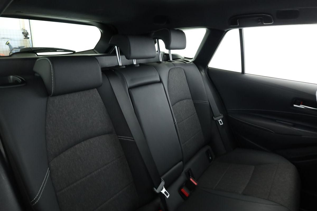 Toyota Corolla Touring Sports 2.0 CVT Team D Navi Kam